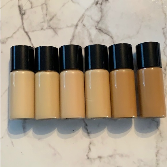 Bobbi Brown Intensive Skin Serum Foundation - Picture 2 of 13